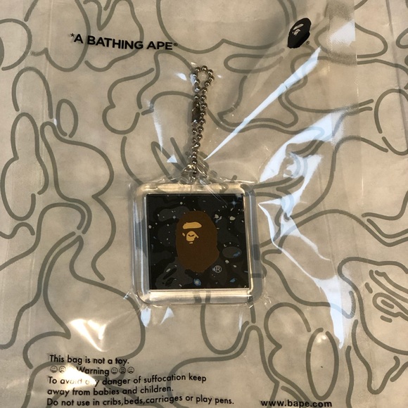 Bape space camo keychains - Picture 4 of 5